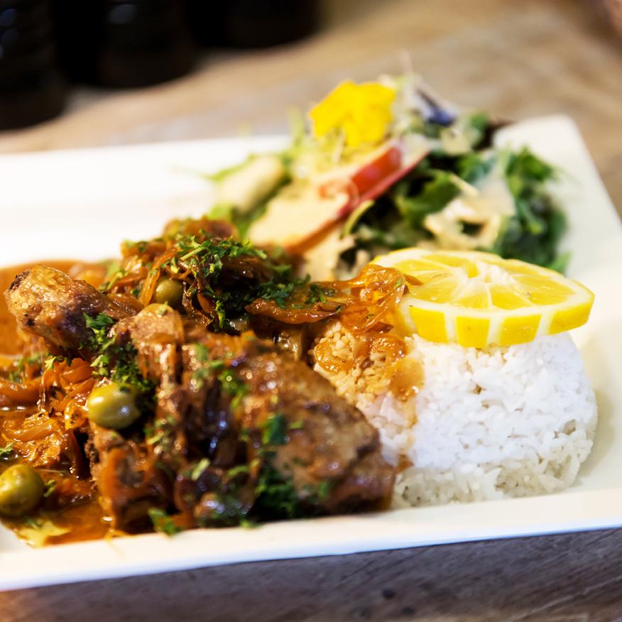  Spécialité Africaine : POULET YASSA